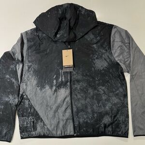 NWT Nike Trail Women's Repel Running Jacket Lightweight XLarge FN6853-010